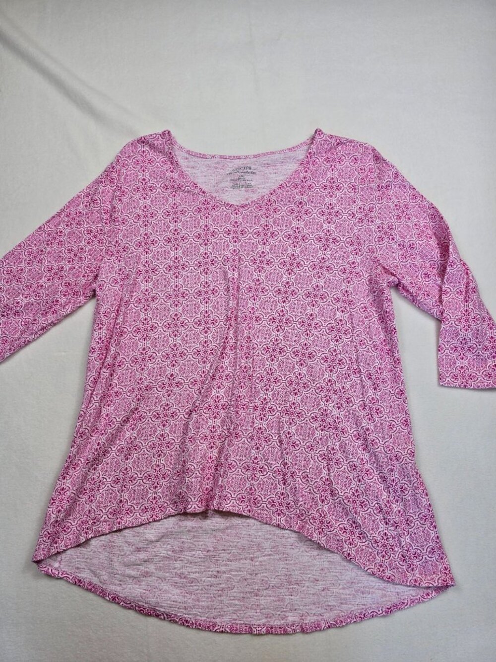 Chicos Size 2 Large The Ultimate Tee Pink/White 3/4 Sleeve Hi-Low Hem